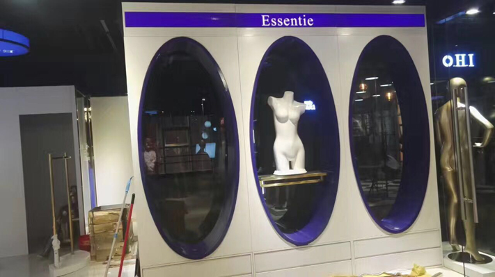 內衣、服裝展柜
