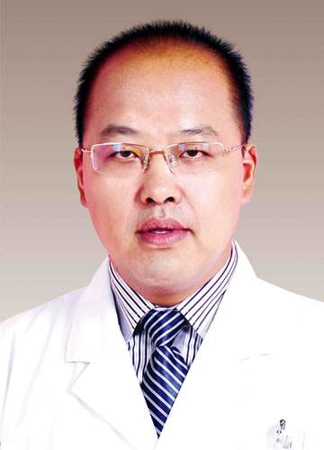 吳強