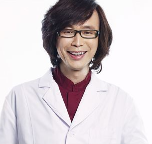 北京哪個專家做面部精雕最好？價格貴不貴？