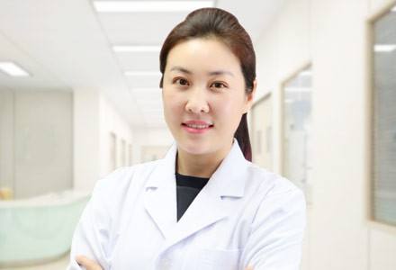 北京張亞潔醫生做雙眼皮技術好不好？