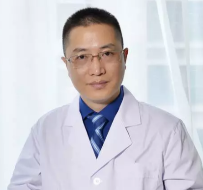王先成鼻綜合效果好嗎?找他做鼻修復的人多嗎
