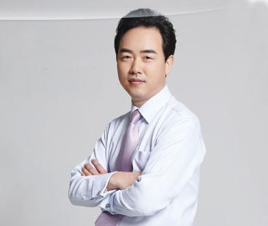 北京鼻修復專家巫文云和李勁良哪個好？