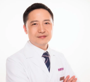 陳三群