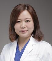 李偉